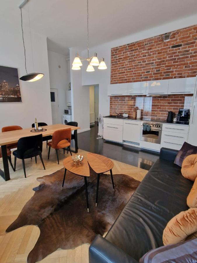 Golden Pearl - Main Square, 100 Sqm, 4 Rooms Krakau Exterior foto