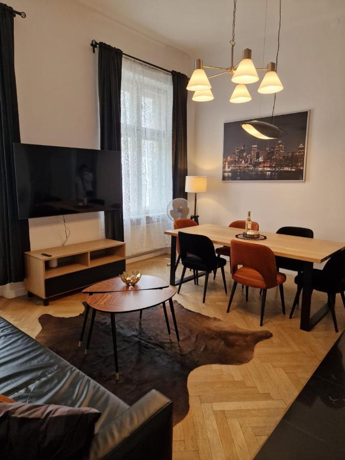 Golden Pearl - Main Square, 100 Sqm, 4 Rooms Krakau Exterior foto