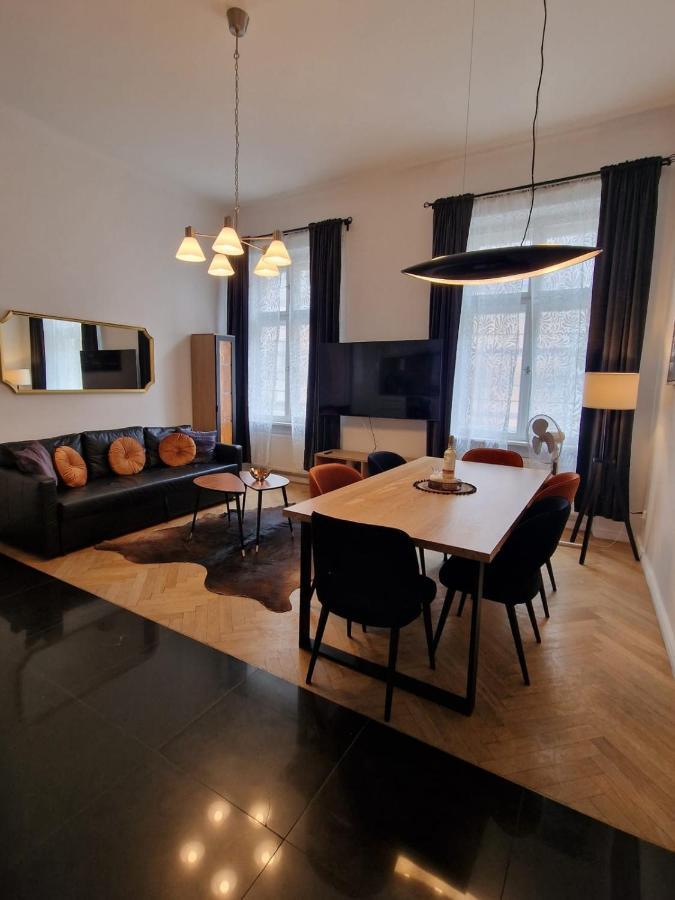 Golden Pearl - Main Square, 100 Sqm, 4 Rooms Krakau Exterior foto