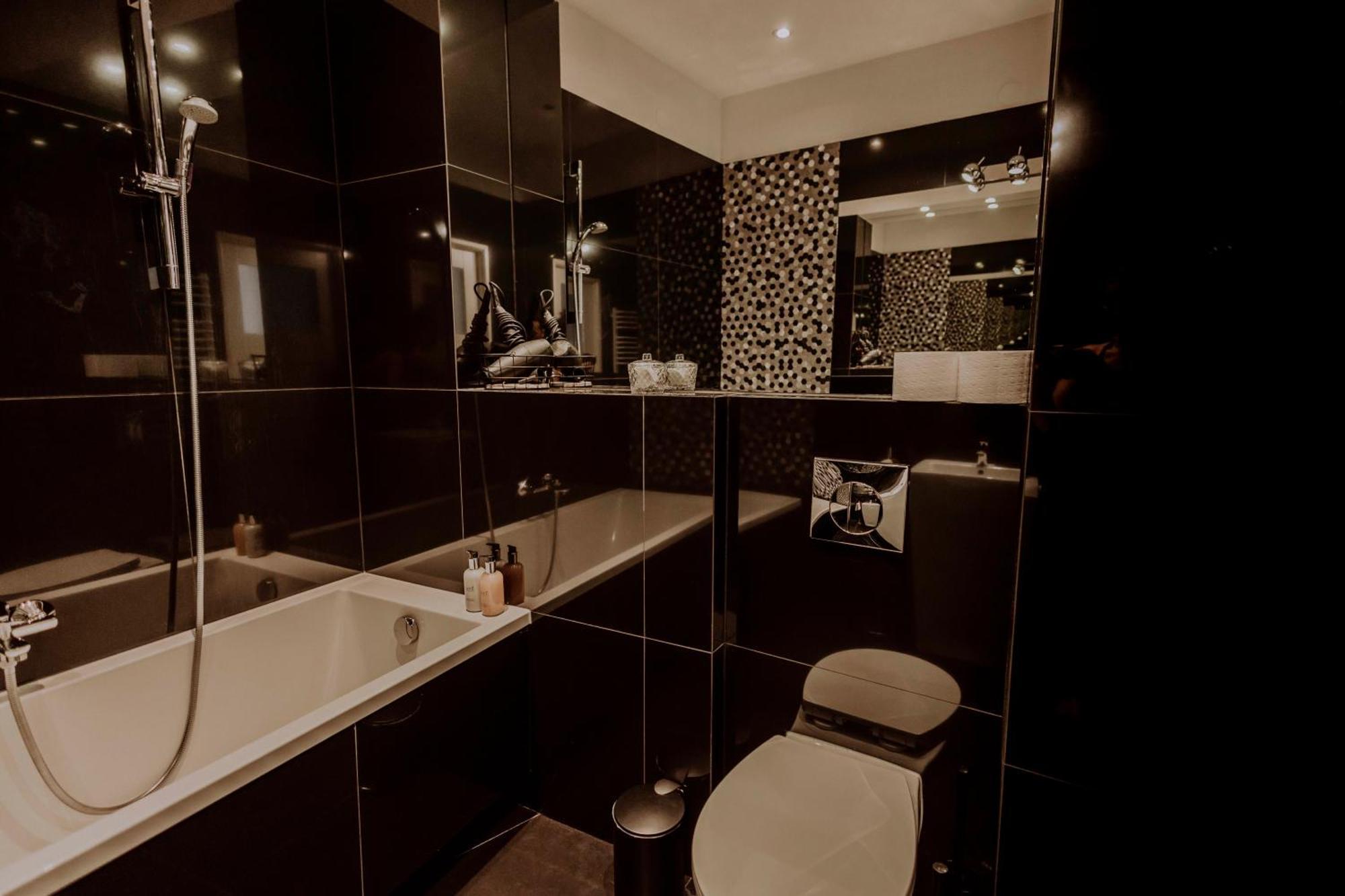 Golden Pearl - Main Square, 100 Sqm, 4 Rooms Krakau Exterior foto
