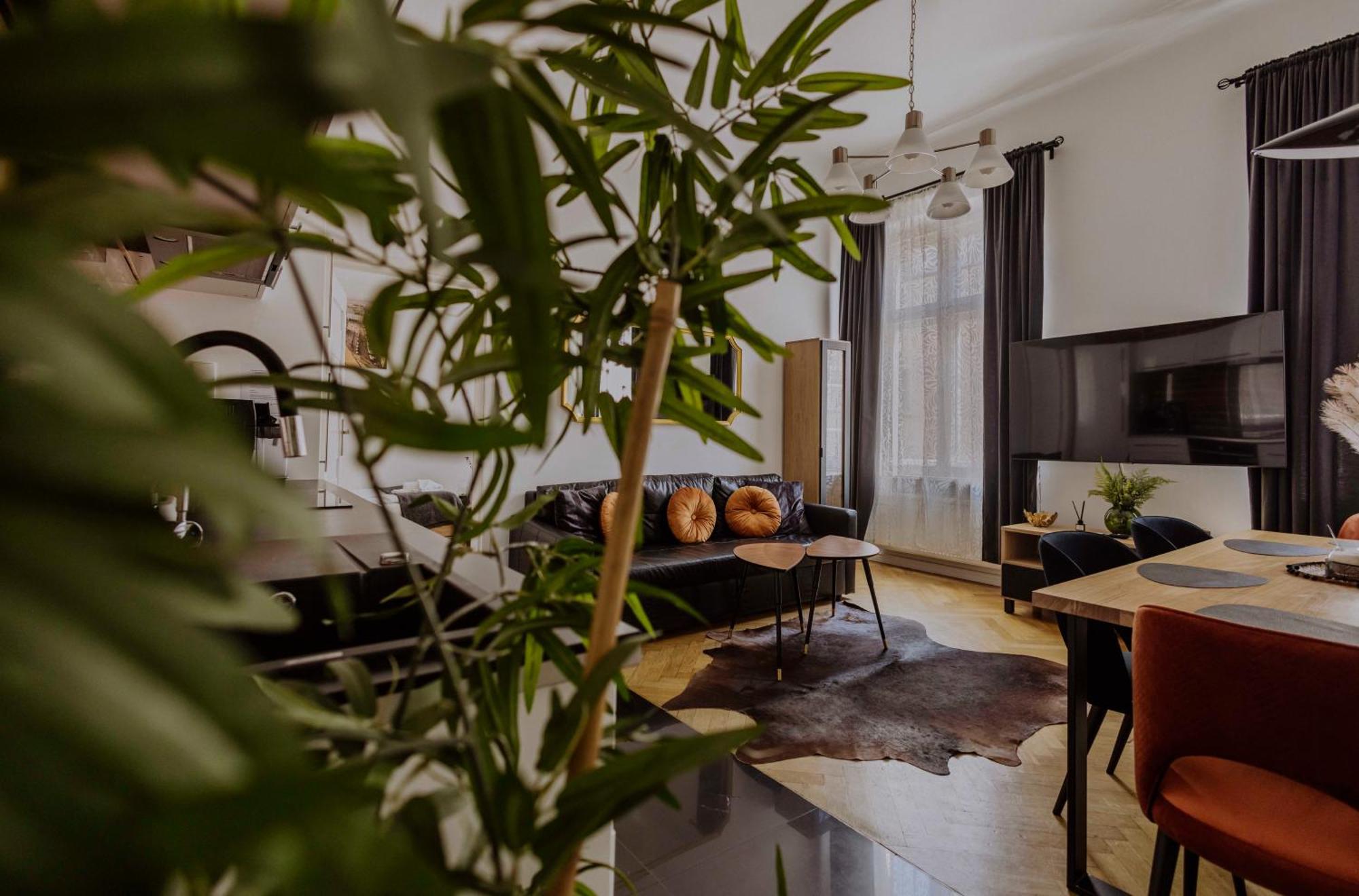 Golden Pearl - Main Square, 100 Sqm, 4 Rooms Krakau Exterior foto